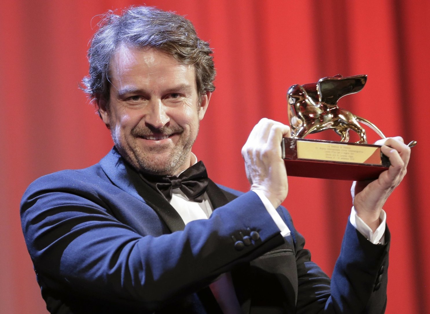 Lorenzo Vigas:  “Sueño con que las personas volvamos a hablar”