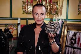 McDonald´s se viste de Haute Couture bajo la dirección de Julien Macdonald