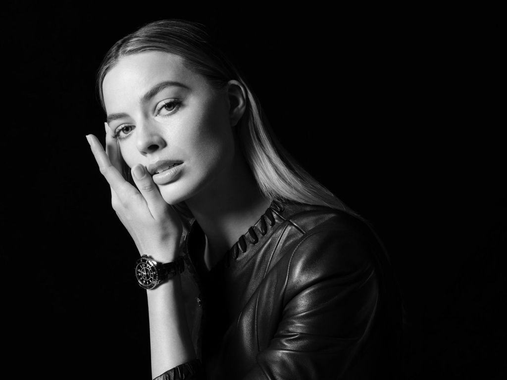 Margot Robbie es la nueva embajadora del J12 de&nbsp;Chanel